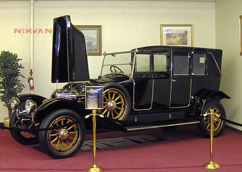 No 3 1922 Renault Model 40 Kellner Town Car