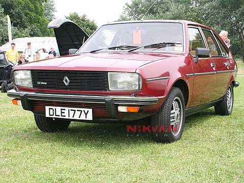 No 34 1983 Renault 20 TX automatique front view